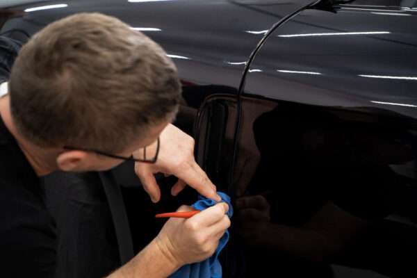 Why Should You Opt For Vehicle Tinting?